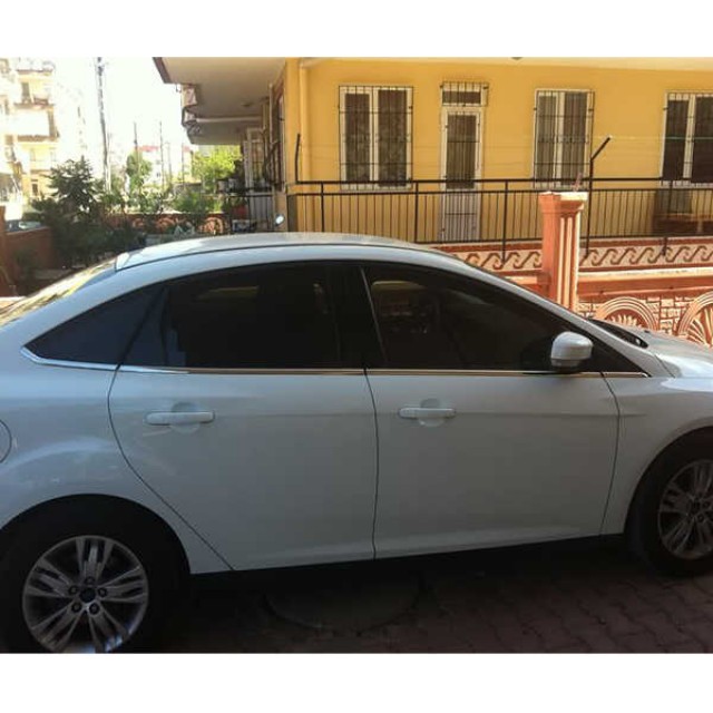 FORD FOCUS 3 CAM ÇITASI KROMU 8 PARÇA 