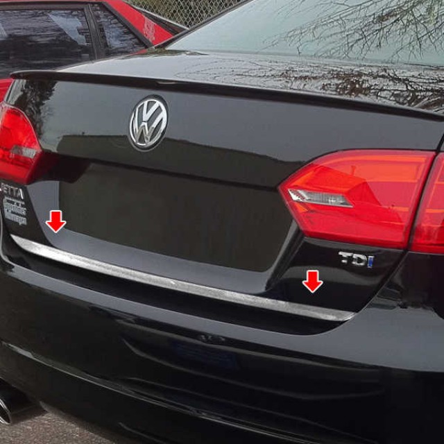 VOLKSWAGEN Jetta 2011-2016 BAGAJ ALT ÇITASI KROMU VOLKSWAGEN Jetta 2011-2016 BAGAJ ALT ÇITASI KROMU