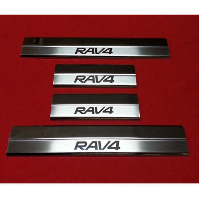 TOYOTA RAV4 2014 SONRASI KAPI EŞİĞİ KROM 4PARÇA TOYOTA RAV4 2014 SONRASI KAPI EŞİĞİ KROM 4PARÇA